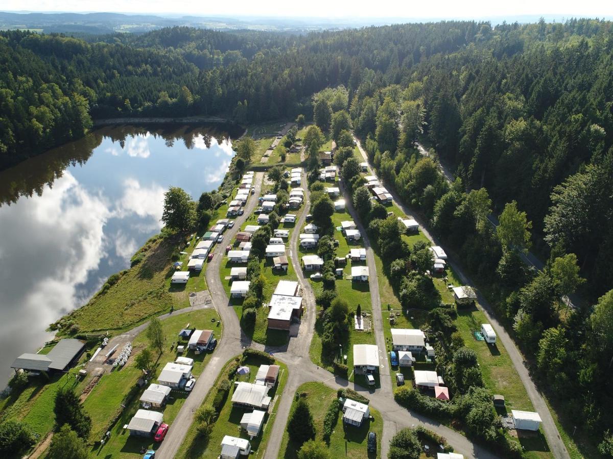 Freizeit- Und Campinganlage Gaisweiher Flossenburg Exterior foto