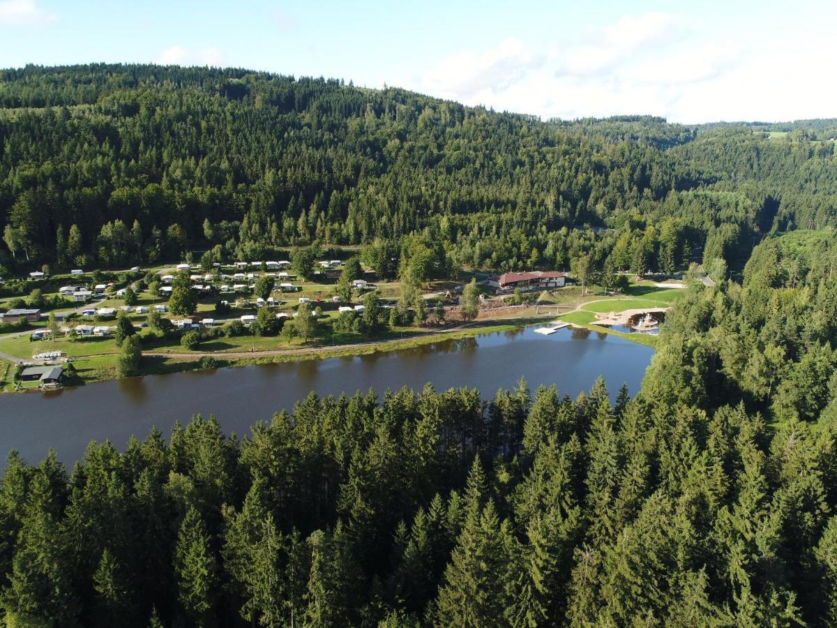 Freizeit- Und Campinganlage Gaisweiher Flossenburg Exterior foto