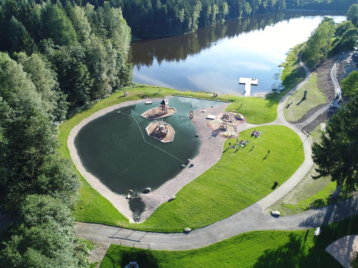 Freizeit- Und Campinganlage Gaisweiher Flossenburg Exterior foto